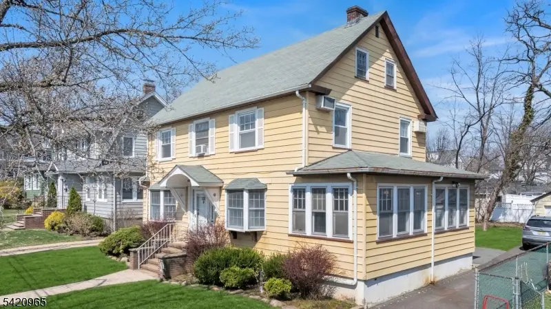 865 Livingston Rd, Elizabeth, NJ 07208 - #1