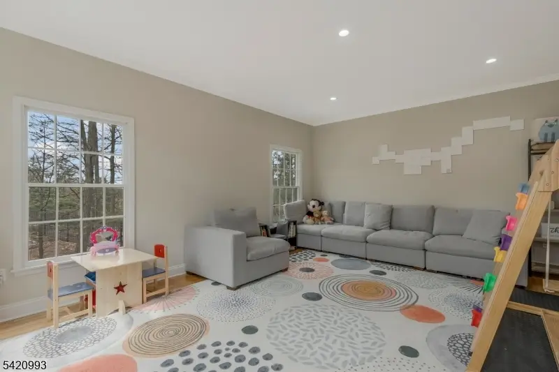 26 Winslow Dr, Martinsville, NJ 08836 - #3