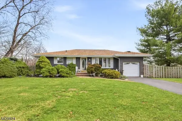 100 Hayes Ave, Clark Twp., NJ 07066