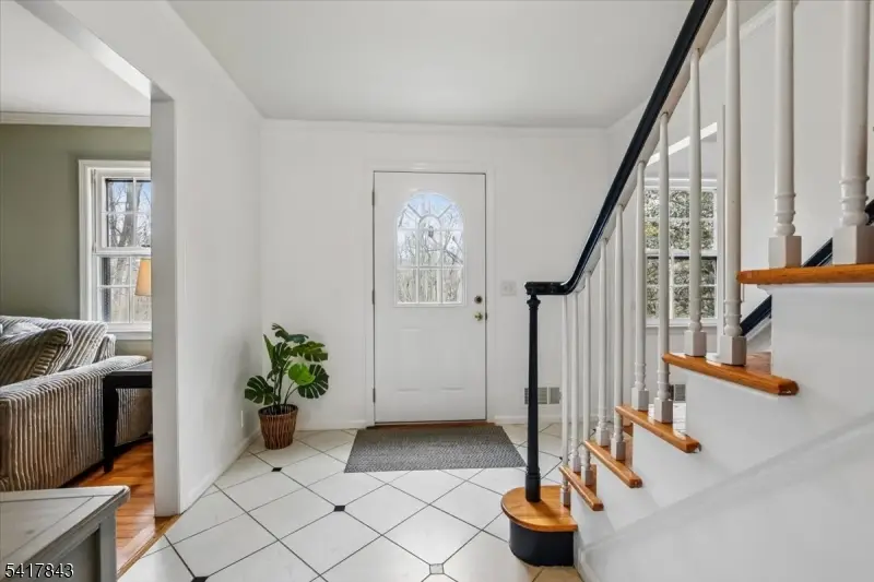 3 Dogwood Lane, Tewksbury, NJ 07830 - #2