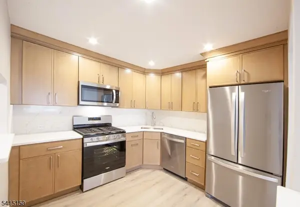 327 Penns Way #1, Bernards Twp., NJ 07920