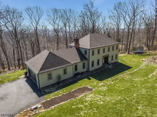 514 Lannon Ln, Bethlehem Twp., NJ 08826