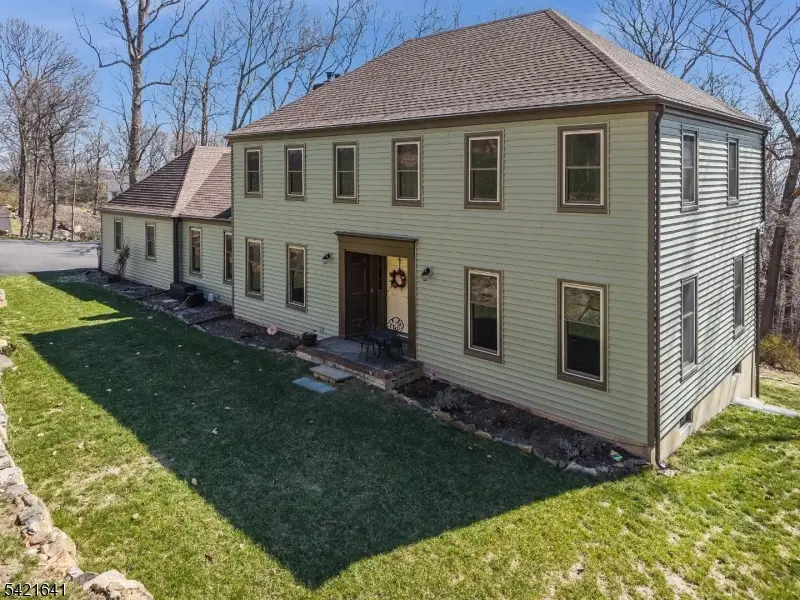 514 Lannon Ln, Bethlehem, NJ 08826 - #3