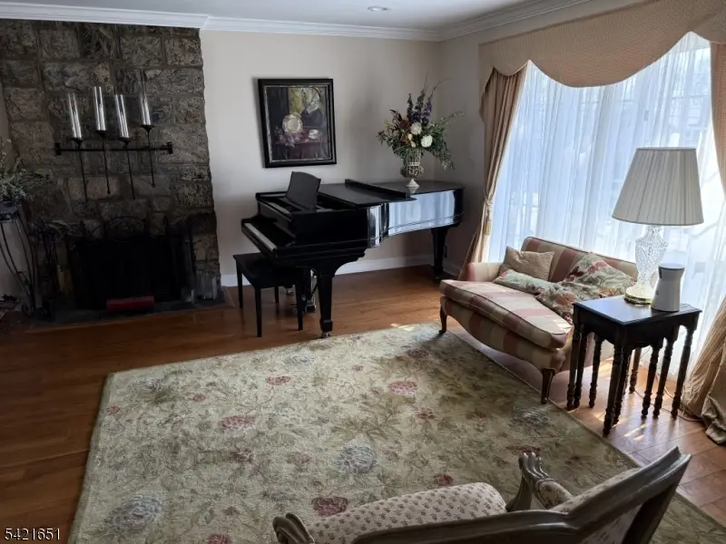 43 Busteed Dr, Midland Park, NJ 07432 - #2