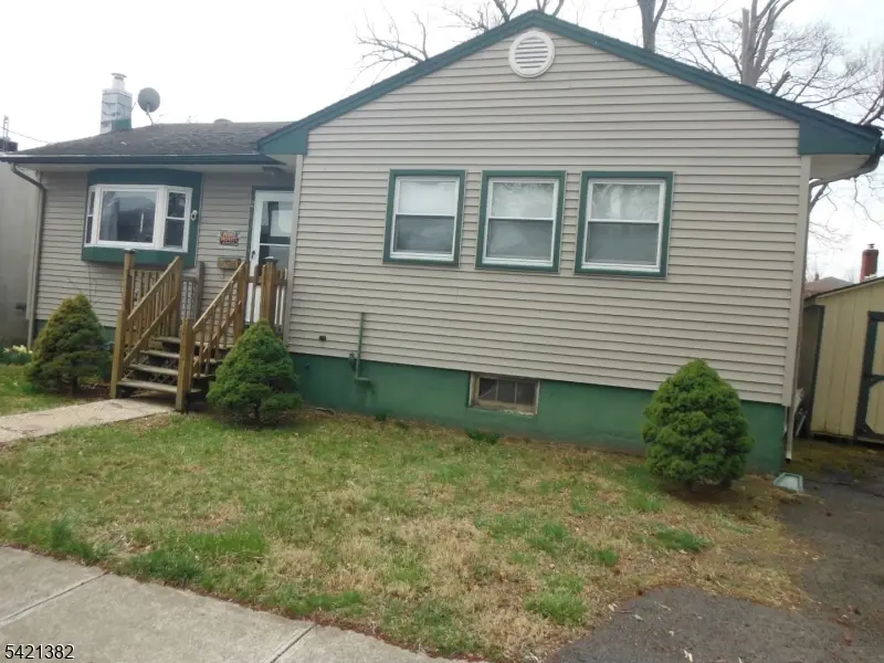 210 N 10th St, Kenilworth, NJ 07033 - #1