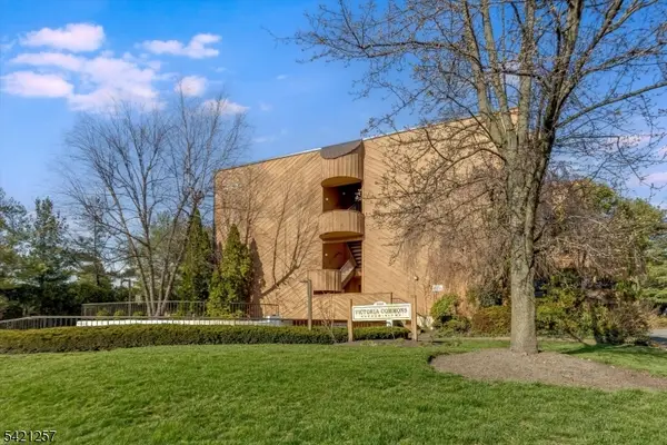 971 Bloomfield Ave #A-12, Glen Ridge Boro Twp., NJ 07028