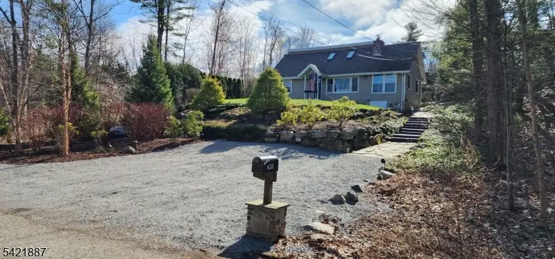 426 E Lake Shore Dr, Highland Lakes, NJ 07422 - #1