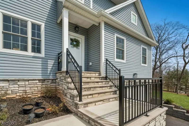 518-520 Cardinal Ln, Green Brook, NJ 08812 - #3