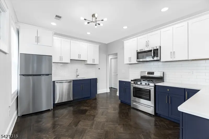 25 Waldo Ave #3, Ampere North, NJ 07003 - #3