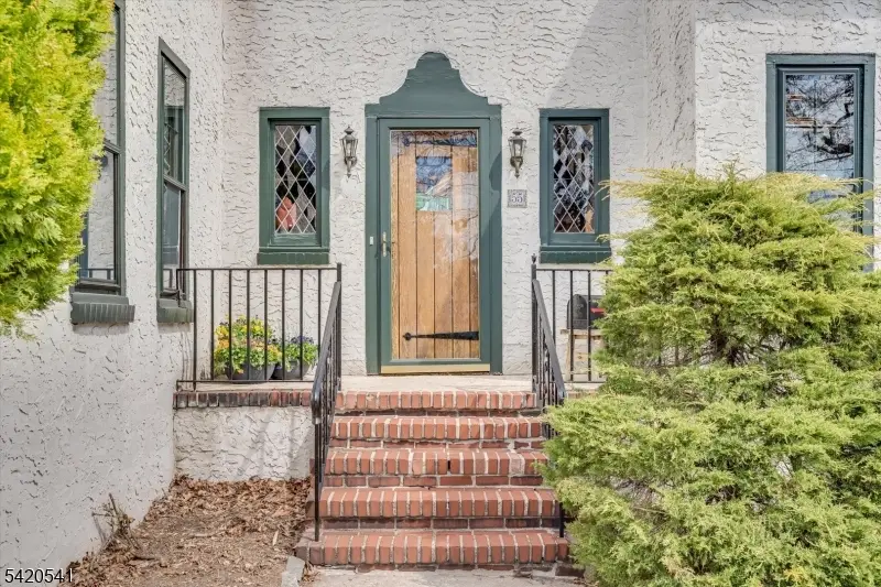 55 Luddington Rd, West Orange, NJ 07052 - #2