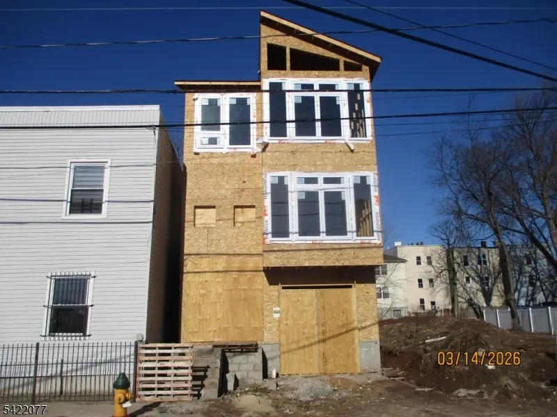 515 S 10th St, Newark, NJ 07103 - #2