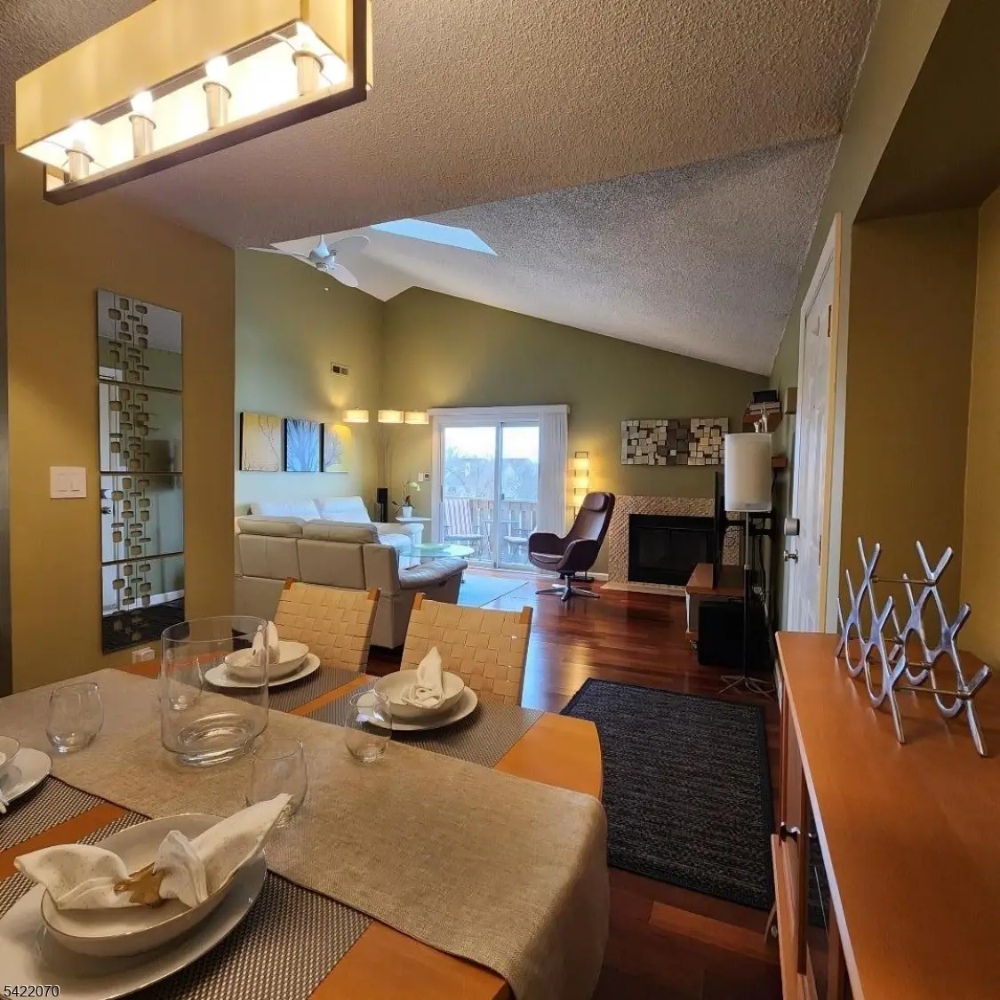 5321 Ravens Crest Dr, Princeton Meadows, NJ 08536 - #1