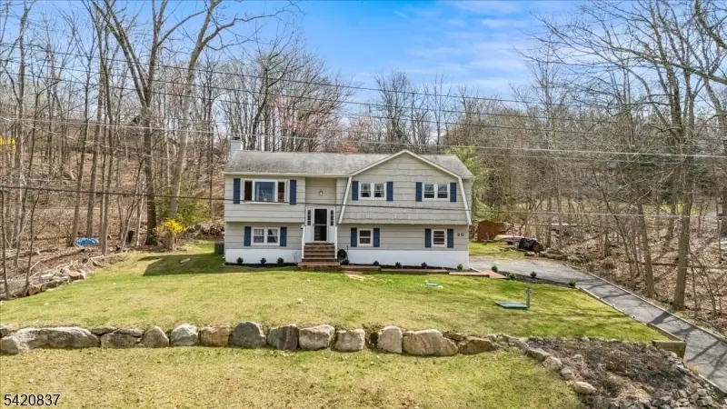20 Lake View Dr, Byram, NJ 07821 - #2