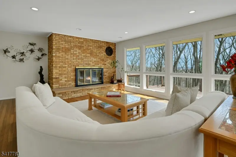 6 Lynnfield Dr, Morris, NJ 07960 - #3