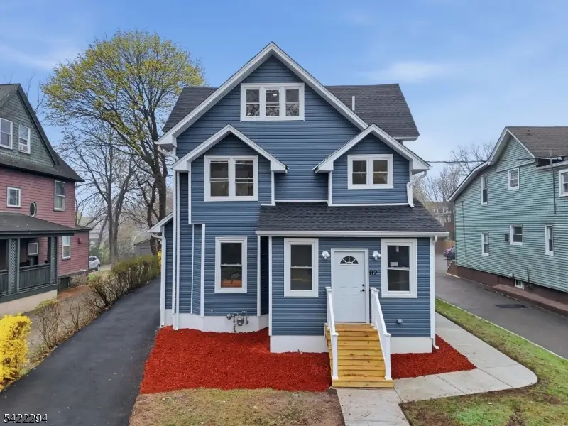 82 Grove St, Montclair, NJ 07042 - #3