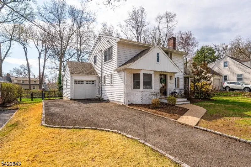 1341 Birch Hill Rd, Mountainside, NJ 07092 - #2