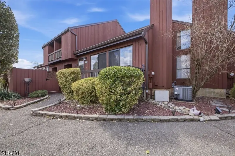 26 Bloomingdale Dr #1C, Hillsborough, NJ 08844 - #1