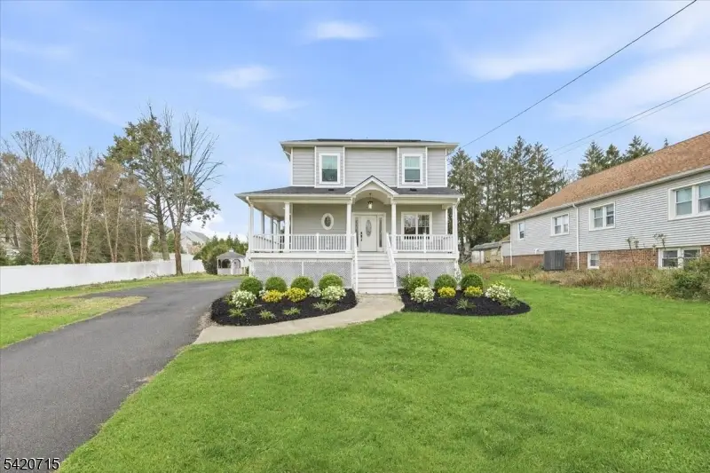 2020 Lamberts Mill Rd, Scotch Plains, NJ 07076 - #1