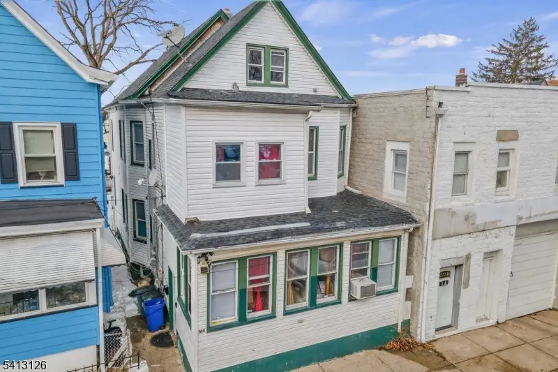 160 Burgess Pl, Passaic, NJ 07055 - #1