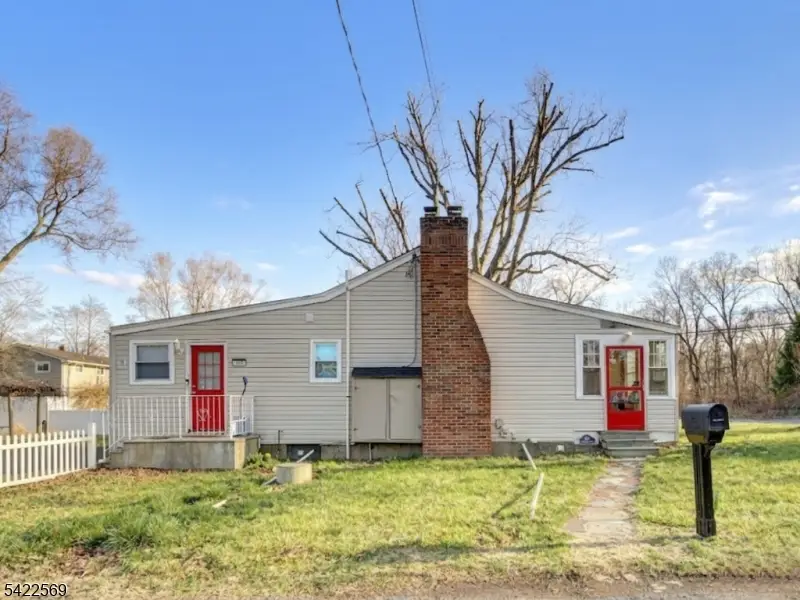 310 Boulevard Dr, Wayne, NJ 07470 - #2