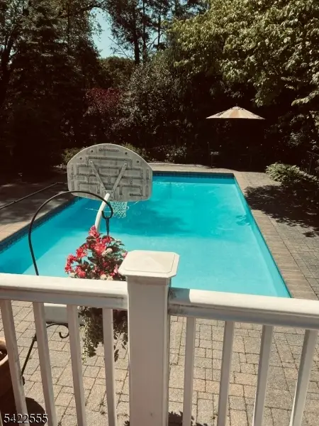 106 Dogwood Dr, Oakland, NJ 07436 - #2