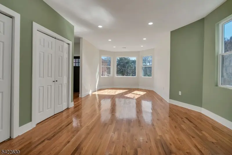 249 Hillside Ave, Leonia, NJ 07605 - #2