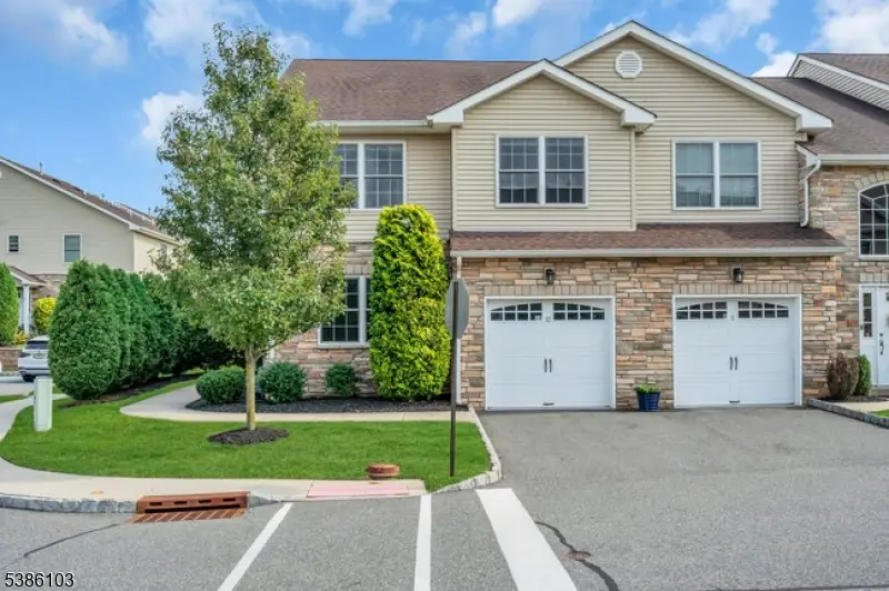 10 Harvey Ct, Clark, NJ 07066 - #3