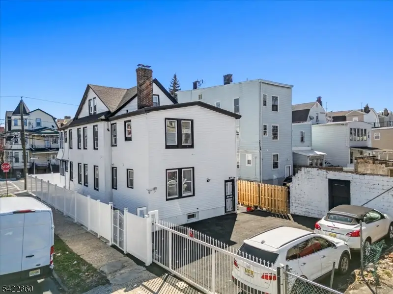 913 S 19th St, Newark, NJ 07108 - #3