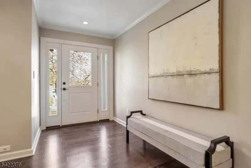 28 Princeton Pl, Glen Rock, NJ 07452 - #3