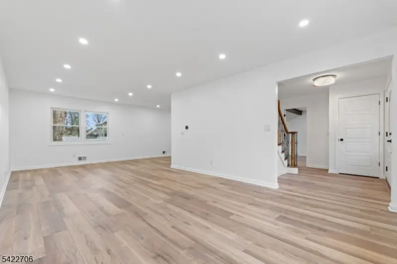 124 Dunbar Ave, Fords, NJ 08863 - #3