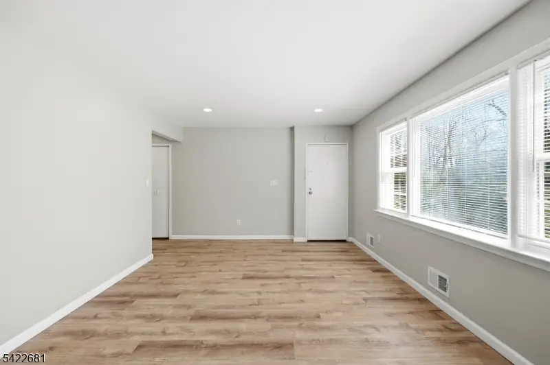11 Morgan Lane, Unit 2a #2A, Finderne, NJ 08807 - #2