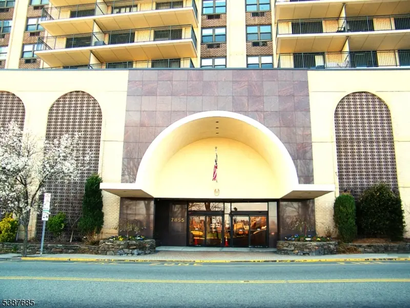 7855 Boulevard East #11F, North Bergen, NJ 07047 - #2