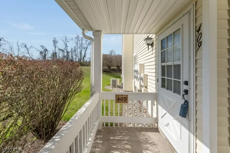 409 Hunt Dr, Holland, NJ 08848 - #2