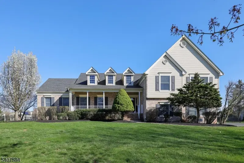 82 Oxford Pl, Hillsborough, NJ 08844 - #3