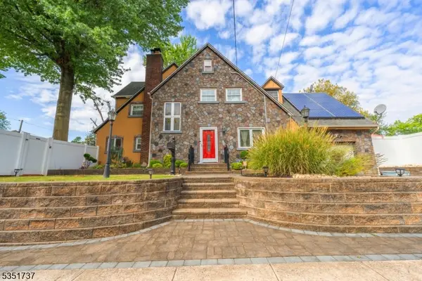 426 Walnut St, Roselle Boro, NJ 07203