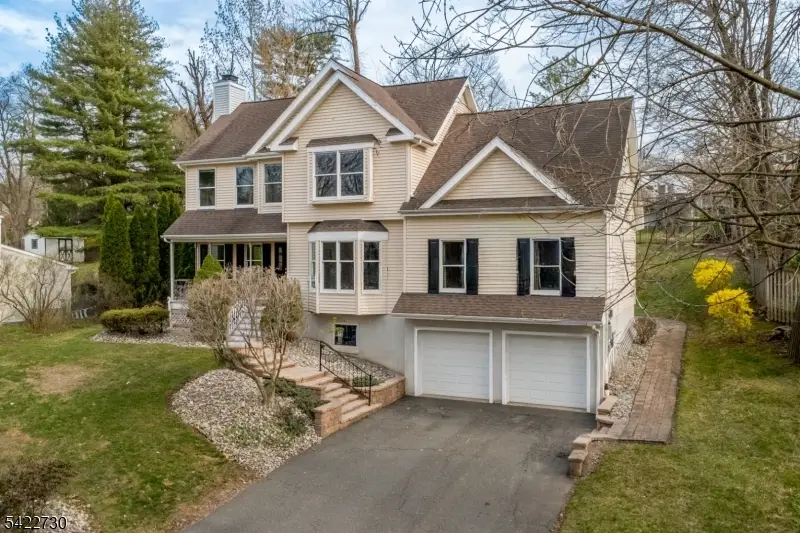 17 Cottage St, Lambertville, NJ 08530 - #2