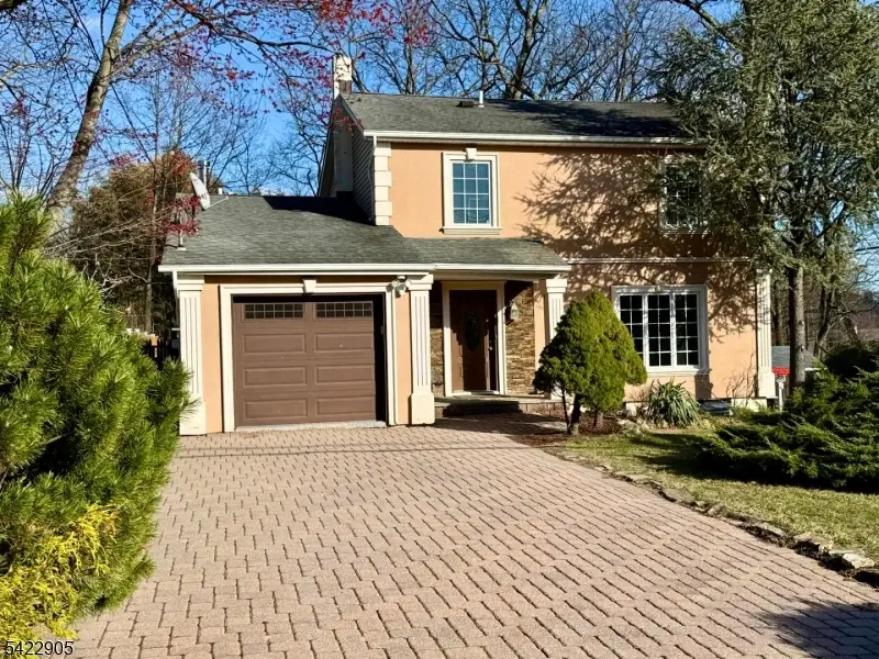 13 Algonquin Ave, White Meadow Lake, NJ 07866 - #1