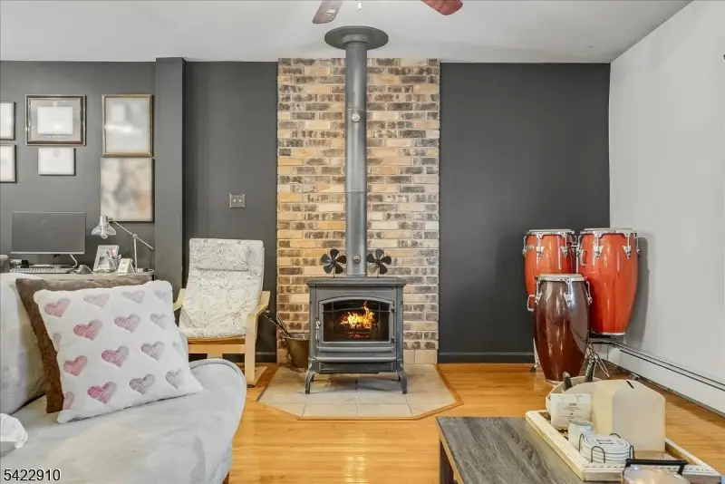 9 River View Dr, Hardwick, NJ 07825 - #2