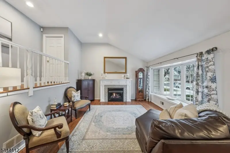 14 Sandy Hill Rd, Westfield, NJ 07090 - #1