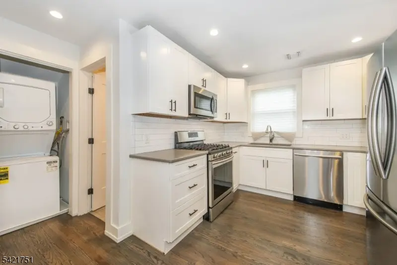 266 Elmwood Ave, Maplewood, NJ 07040 - #3