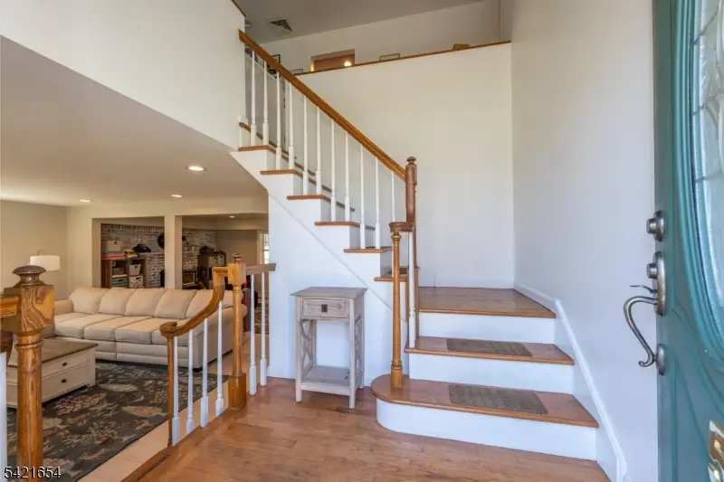 5 Abbey Ln, Pequannock, NJ 07444 - #3