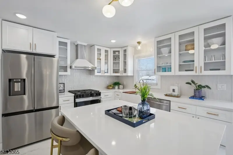 91 Warren Rd, West Orange, NJ 07052 - #3