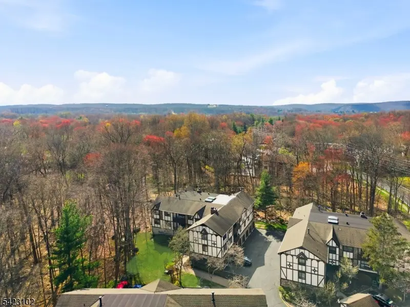 2309 Hemingway Ln #2309, Mahwah, NJ 07430 - #3