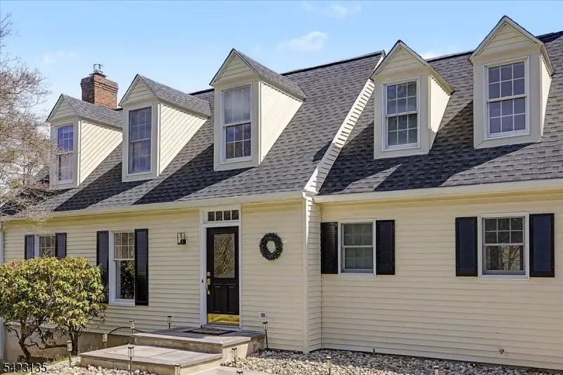 442 Buckhorn Dr, White, NJ 07823 - #1