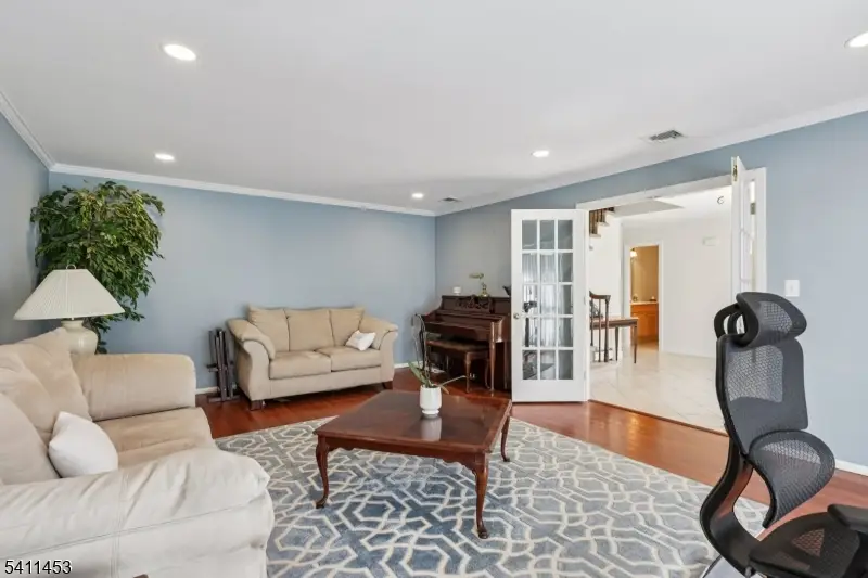 24 Manor Ln, Denville, NJ 07950 - #3