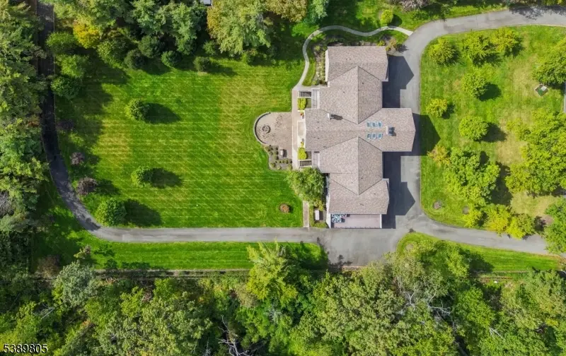 882 S Orange Ave, Millburn, NJ 07078 - #2