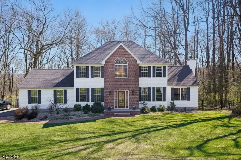 23 Midland Dr, Liberty, NJ 07838 - #1