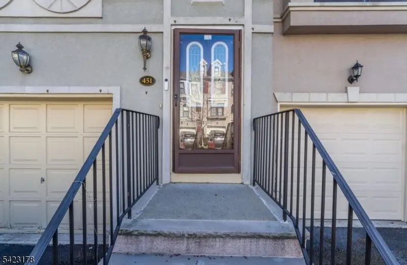 451 Hartford Dr, Nutley, NJ 07110 - #2