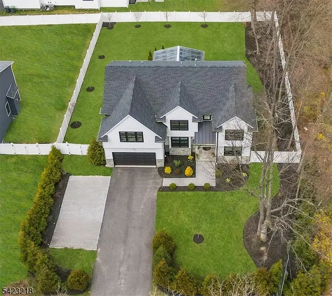 203 Marcotte Ln, Bergenfield, NJ 07621 - #2