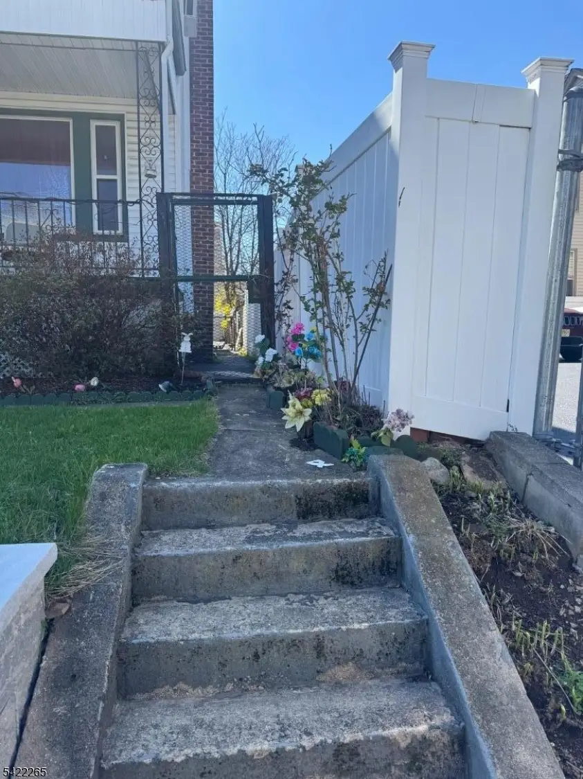 14 Helen Pl, Newark, NJ 07106 - #2